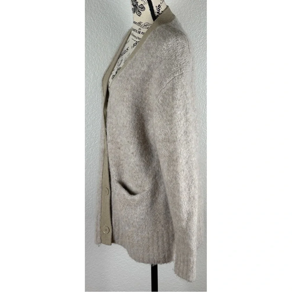 Everlane Superfuzz Alpaca Cardigan - Light Oat, size XXS